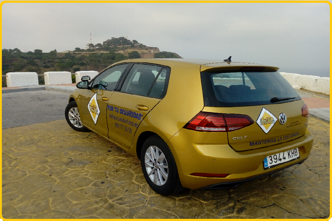 permiso conducir coches autoescuelas en Ceuta