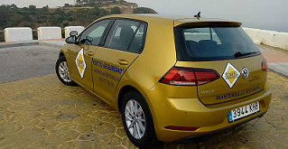 coche Volkswage Golf Autoescuela Antonio La Ribera Ceuta